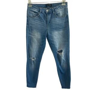 GENERRA Skinny Distressed Jeans Size 7 Raw Frayed Hem